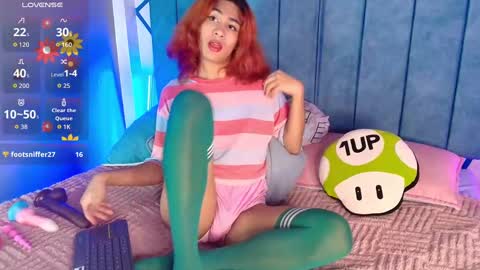 Snapshot of lorettmatthew chatting on 10.08.25 LorettMatthew online show from 10.08.25