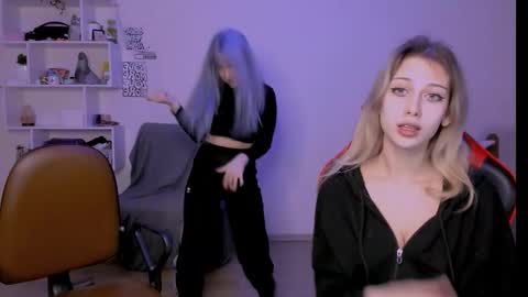 Lori online show from 10.02.25