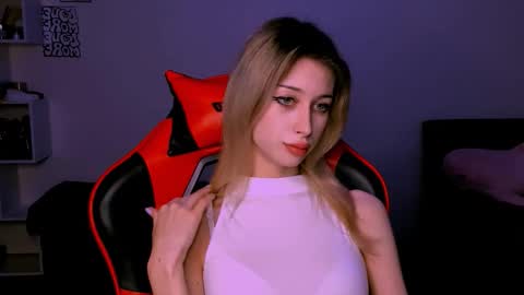 Lori online show from 10.17.25