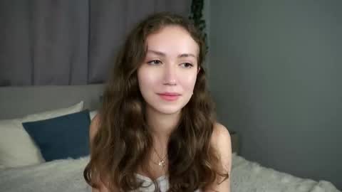 Naomi online show from 09.21.25