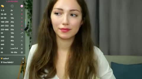 Naomi online show from 10.03.25