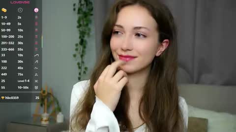 Naomi online show from 10.06.25