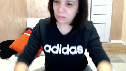 LorraGrey online show from 02.06.26