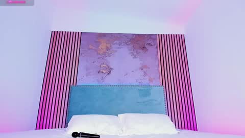 Snapshot of lorraine_28 chatting on 01.11.25  Soy Lorena  online show from 01.11.25