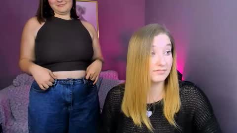 Lora for u online show from 09.15.25