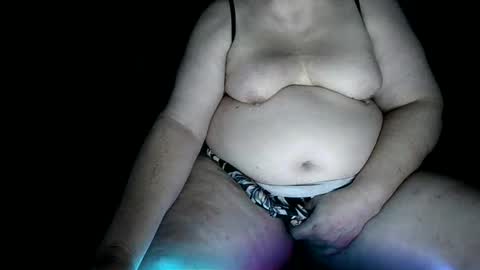 Lory online show from 12.22.25