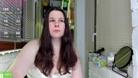 Alisa   My darlings online show from 12.19.24