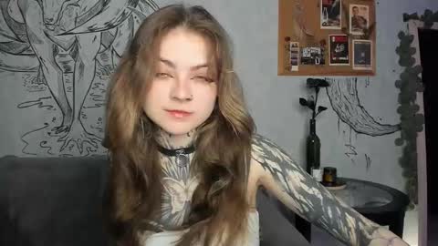 lostallice online show from 12.14.25