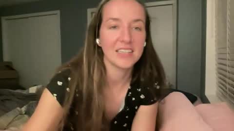 lothlori online show from 04.12.26