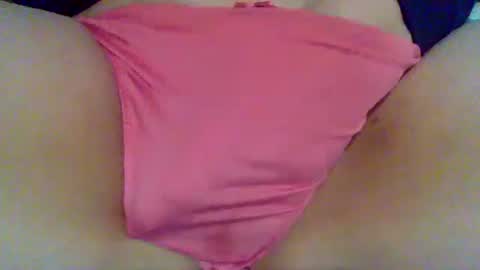 Snapshot of lottie_bee chatting on 03.03.25 lottie_bee online show from 03.03.25