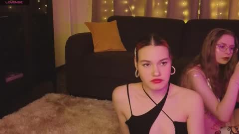 Riley online show from 09.24.25