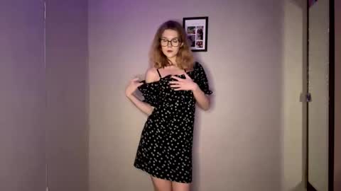 Hi Im Nicole online show from 09.13.25