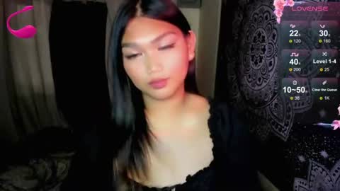 Snapshot of louheart chatting on 06.28.26 Sweet online show from 06.28.26
