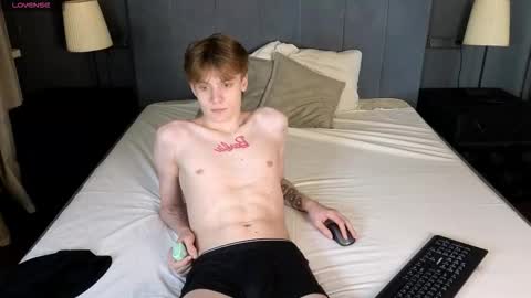 louie_evans online show from 12.22.25