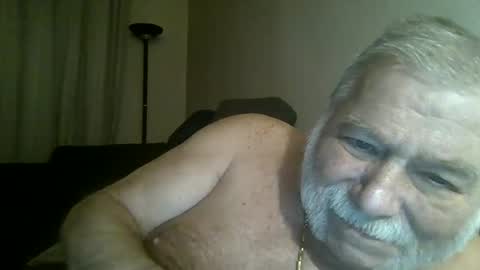 Snapshot of louis_chokdee chatting on 12.05.24 louis_chokdee online show from 12.05.24