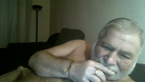 Snapshot of louis_chokdee chatting on 12.08.24 louis_chokdee online show from 12.08.24