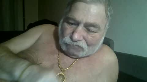 Snapshot of louis_chokdee chatting on 01.23.25 louis_chokdee online show from 01.23.25