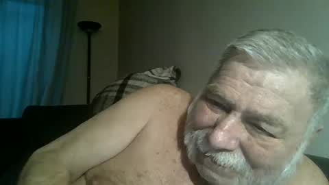 Snapshot of louis_chokdee chatting on 03.01.25 louis_chokdee online show from 03.01.25