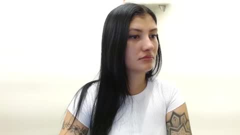 Snapshot of louis_k chatting on 09.25.25 Louis K online show from 09.25.25