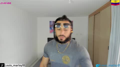 louis_marley_ online show from 01.01.25