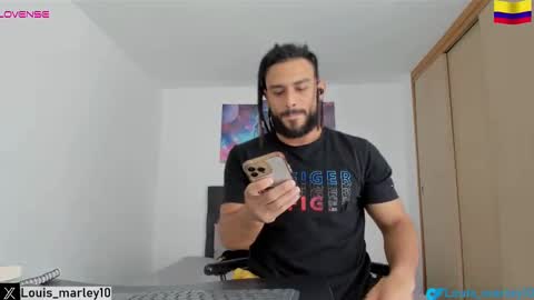 louis_marley_ online show from 02.18.25