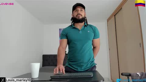 louis_marley_ online show from 11.05.25