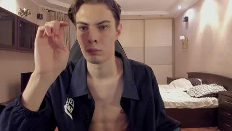 Mark online show from 01.30.25