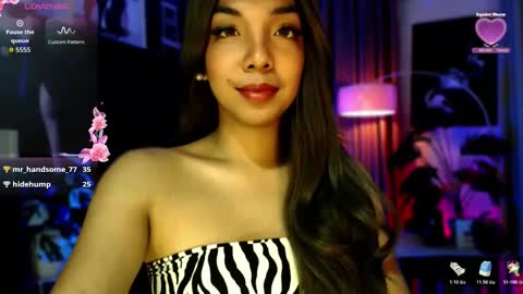 Snapshot of louisassy chatting on 10.22.25 Louisa online show from 10.22.25