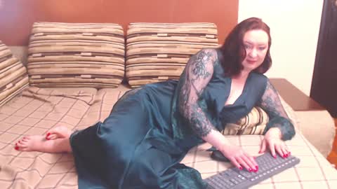 Louise Love online show from 12.07.24