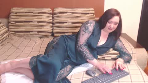 Louise Love online show from 12.10.24