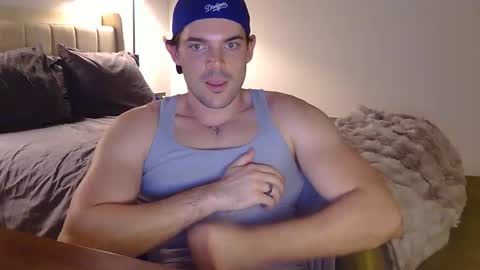 Snapshot of louisvalmer chatting on 03.02.26 Louis Valmer online show from 03.02.26