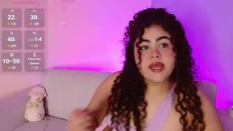 lourdes_moon22 online show from 11.18.25