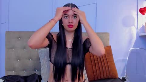 Louren Fox online show from 10.18.25