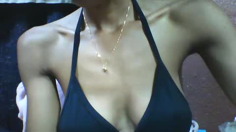 lovaelisa online show from 11.28.25