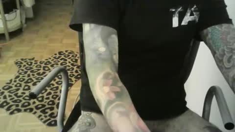 Guapito online show from 12.02.25