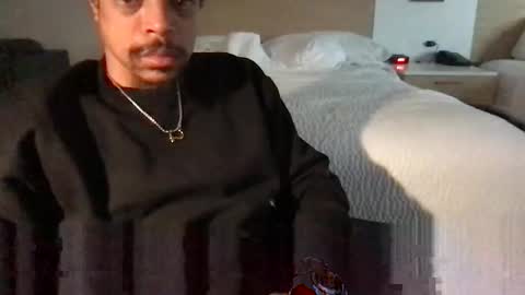 Snapshot of love4heelz chatting on 11.02.25 Prynce online show from 11.02.25