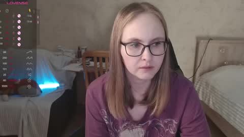 Snapshot of love_agatha chatting on 09.27.25 Agatha online show from 09.27.25