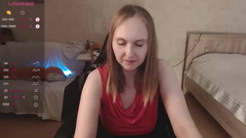 Snapshot of love_agatha chatting on 10.03.25 Agatha online show from 10.03.25