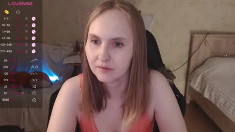 Snapshot of love_agatha chatting on 10.04.25 Agatha online show from 10.04.25