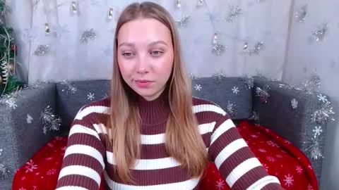 love bella  online show from 12.15.25