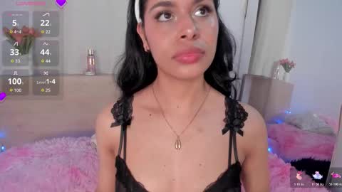 Snapshot of love_cameron chatting on 11.13.25 Cam online show from 11.13.25