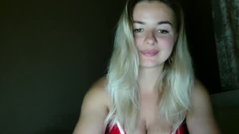 Snapshot of love_dom_meg chatting on 10.17.25 Megane online show from 10.17.25