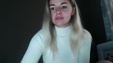 Snapshot of love_dom_meg chatting on 10.22.25 Megane online show from 10.22.25