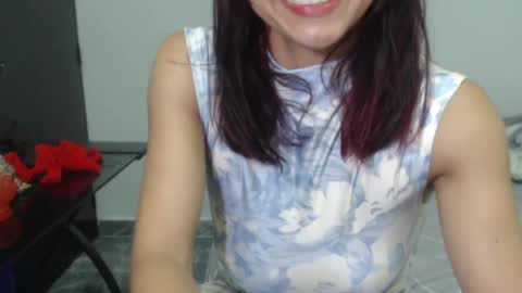 Nina online show from 12.24.24