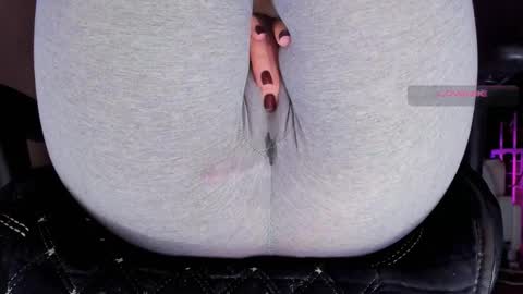 Snapshot of love_hard_kiru chatting on 09.20.25 Kira online show from 09.20.25