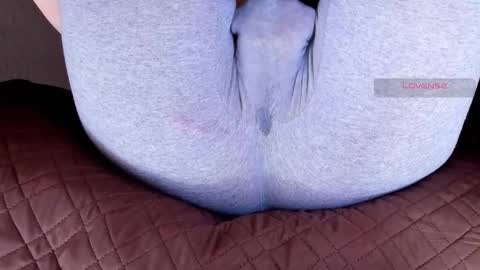 Snapshot of love_hard_kiru chatting on 02.21.26 Kira online show from 02.21.26