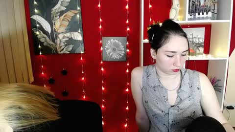 Snapshot of love_instinct chatting on 01.21.25 Alexya online show from 01.21.25