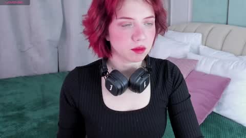 Lola online show from 12.17.24