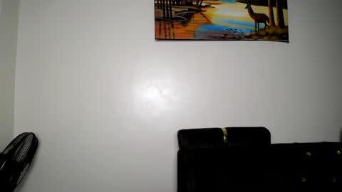 Snapshot of love_miah chatting on 09.25.25 Miah online show from 09.25.25