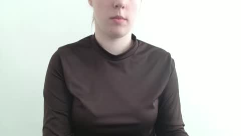 Vivian online show from 03.05.26